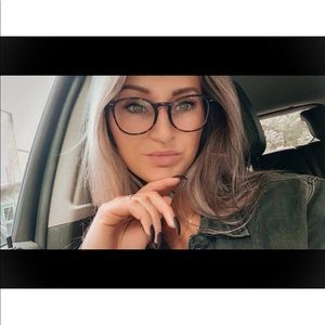 Meet your Posher, Aleecia